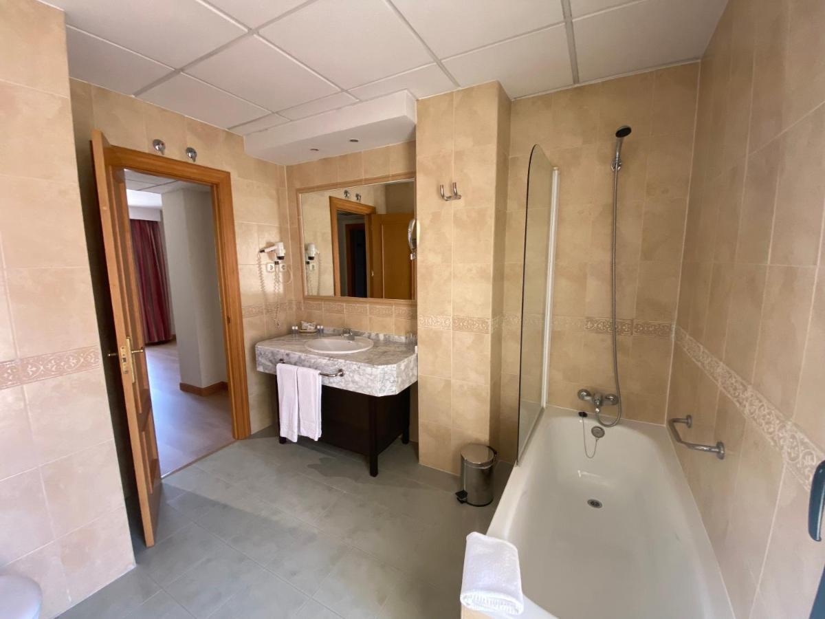 Hotel Equo Aranjuez Exteriér fotografie