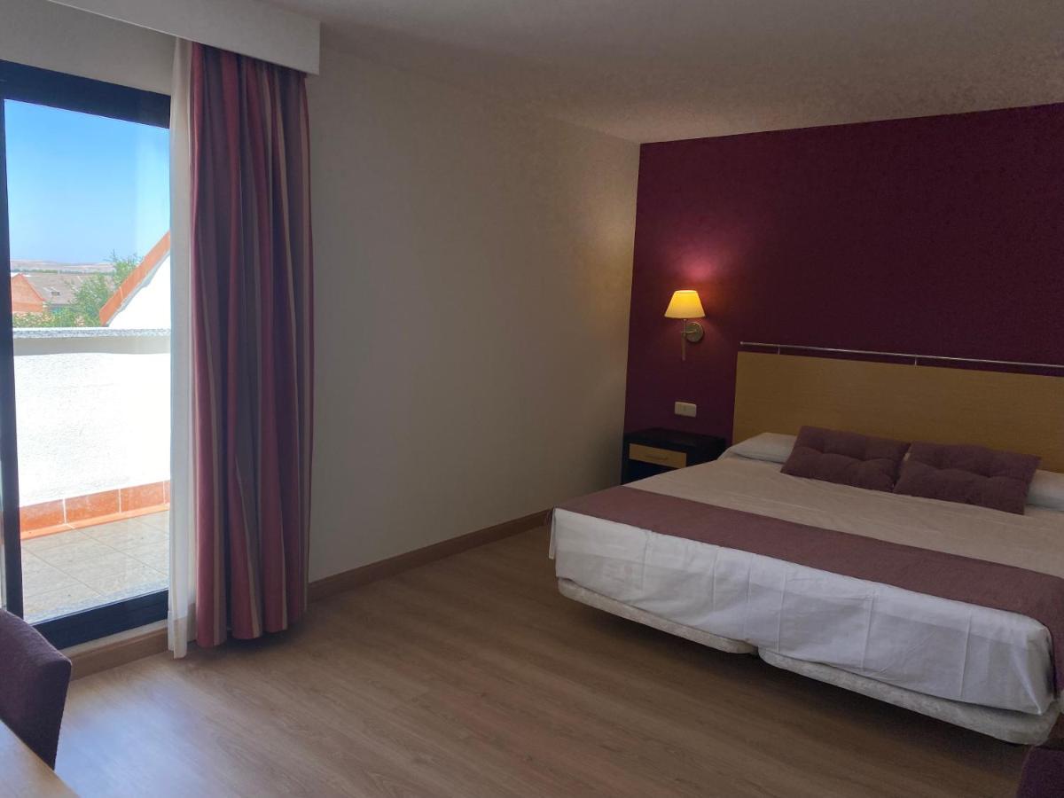 Hotel Equo Aranjuez Pokoj fotografie